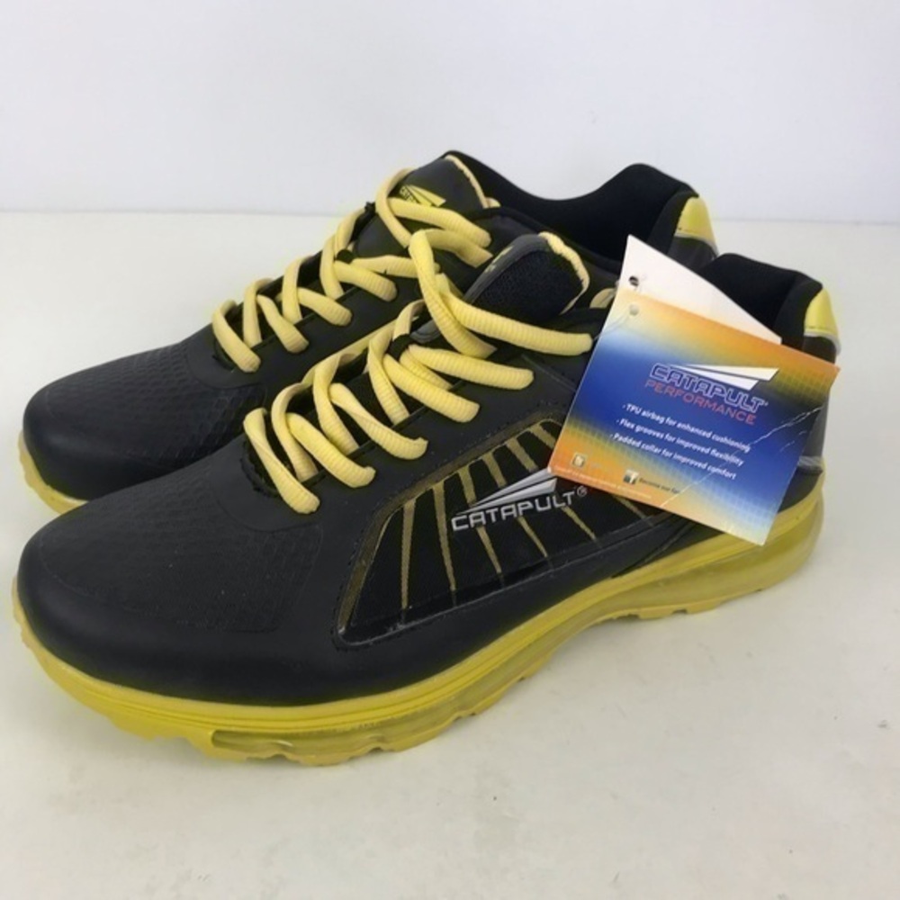 NWT Catapult Men’s Shoes Size 9.5